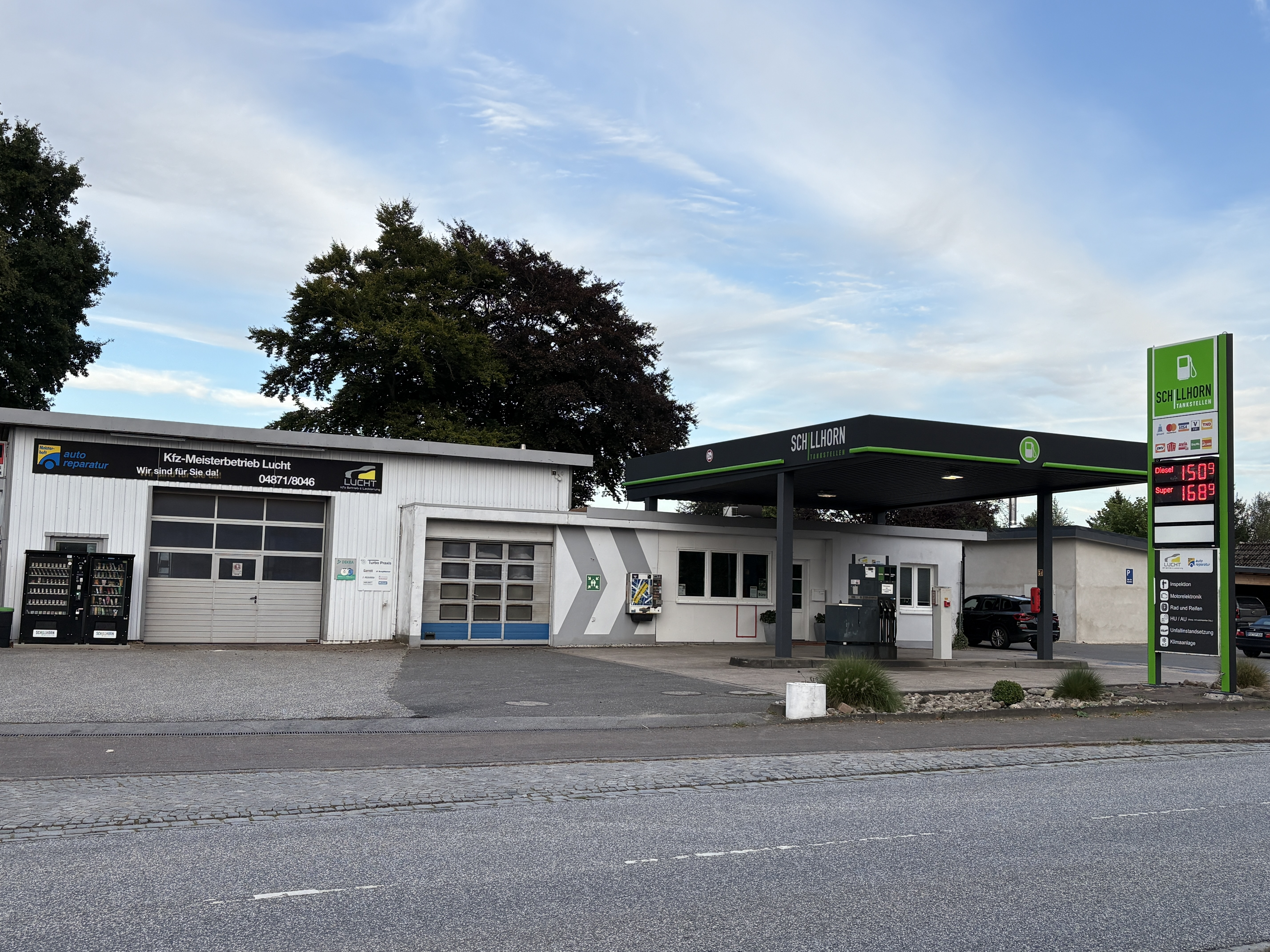 Blick in die KFZ-Werkstatt Lucht